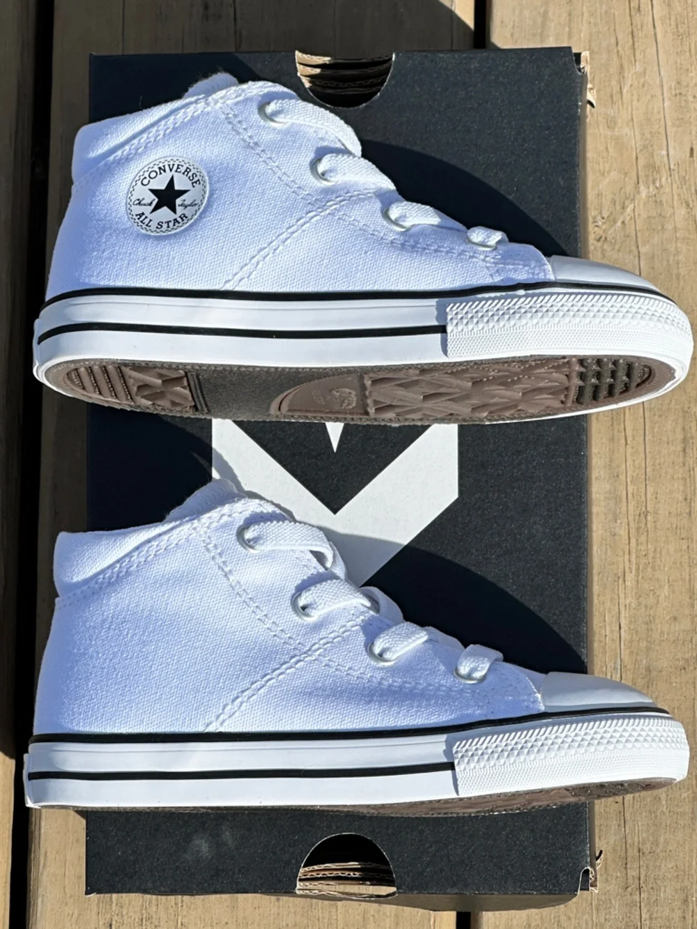 Converse little girls